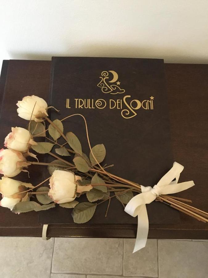 Il Trullo Dei Sogni Apartment อัลเบโรเบลโล ภายนอก รูปภาพ