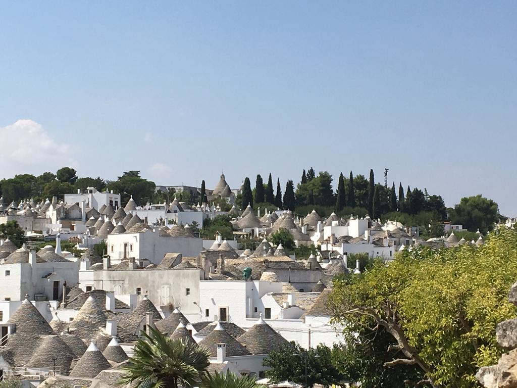 Il Trullo Dei Sogni Apartment อัลเบโรเบลโล ภายนอก รูปภาพ